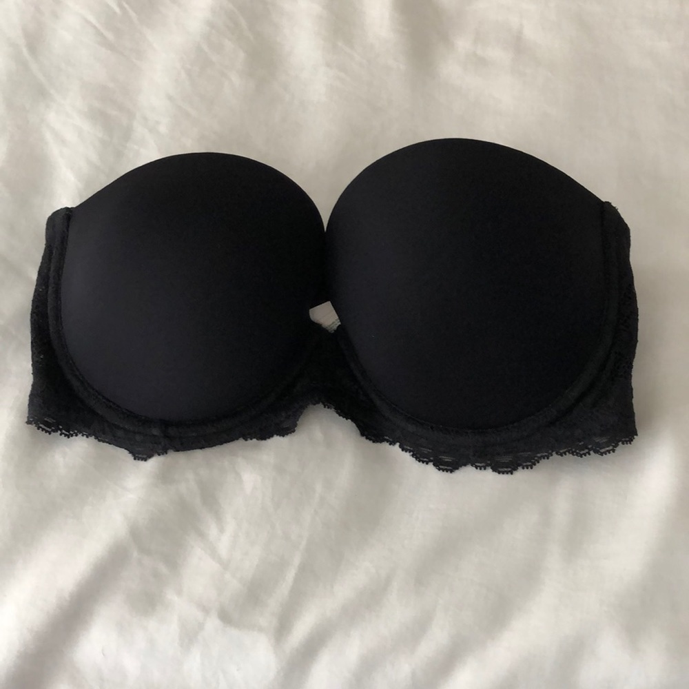On Gossamer Black Strapless Bra